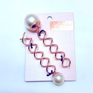 NWT Kitsch Pearl Bun Twist In Rose Gold